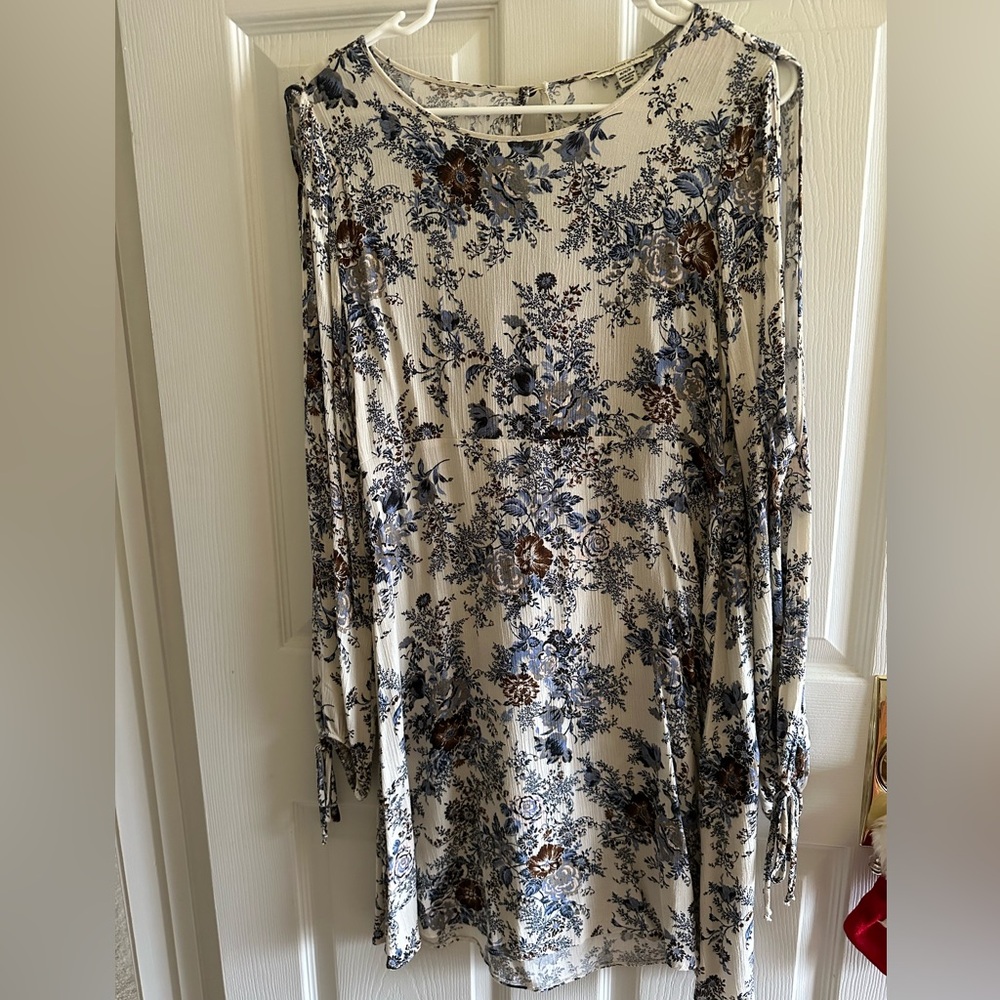 American Eagle long sleeve dress